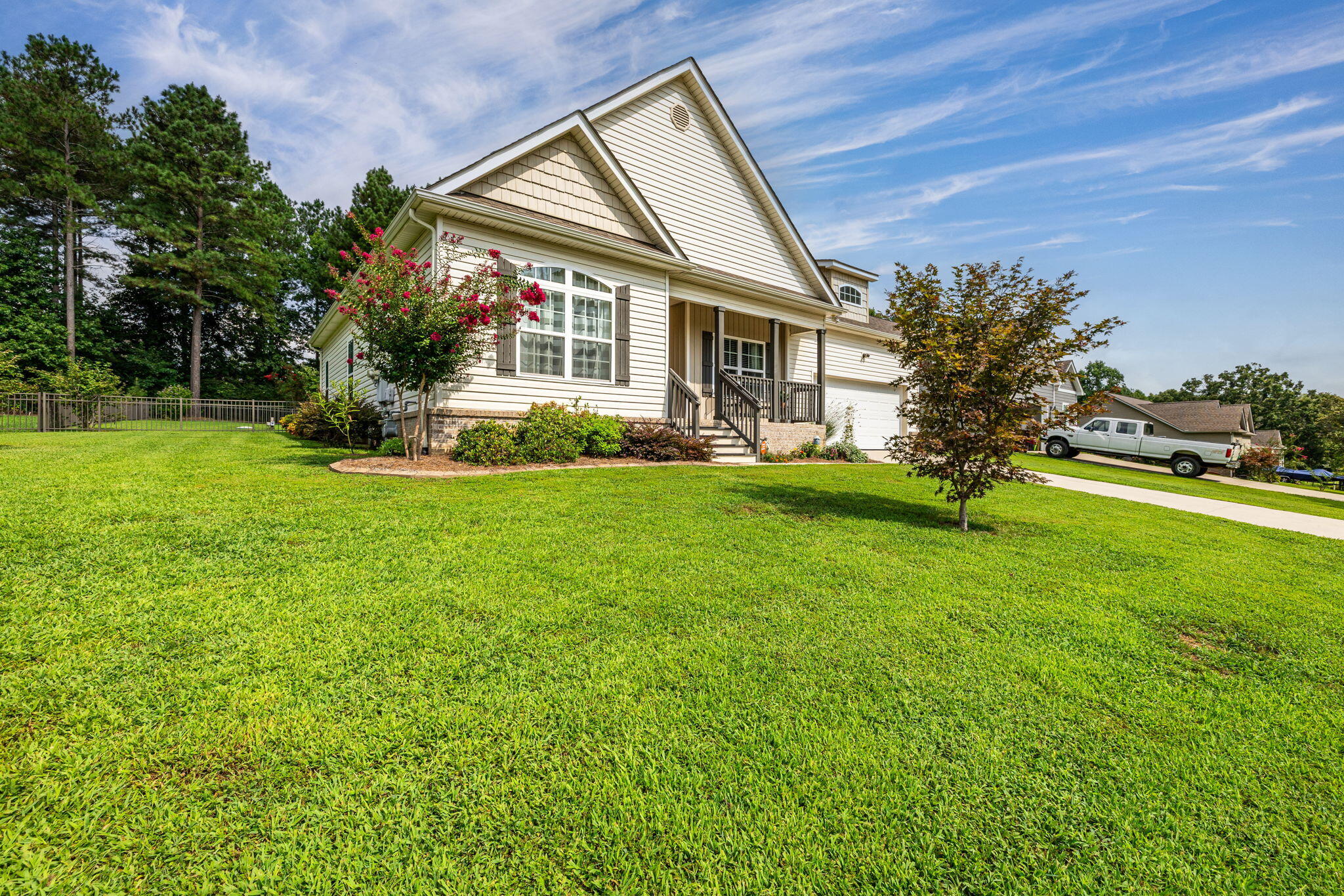 12121 Floyd Brown Road Soddy Daisy, TN 37379 - Photo 4 of 42 Healthy green grass