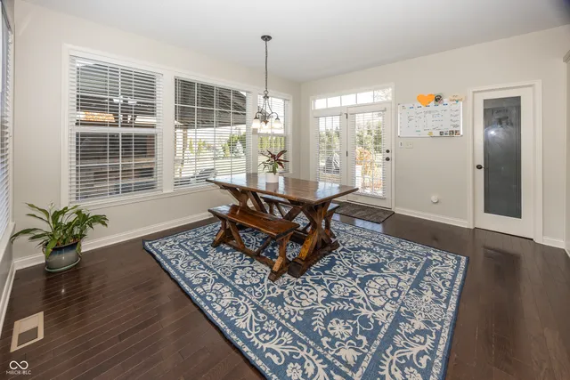 $990,000 | 11504 Willow Bend Drive, Zionsville, IN 46077