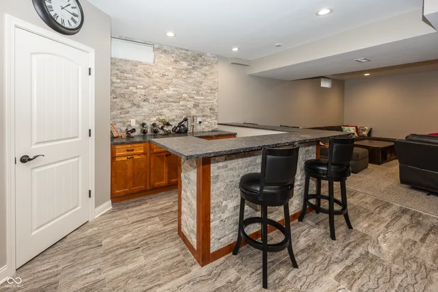 $990,000 | 11504 Willow Bend Drive, Zionsville, IN 46077