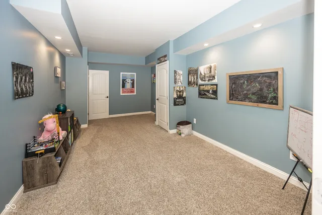 $990,000 | 11504 Willow Bend Drive, Zionsville, IN 46077