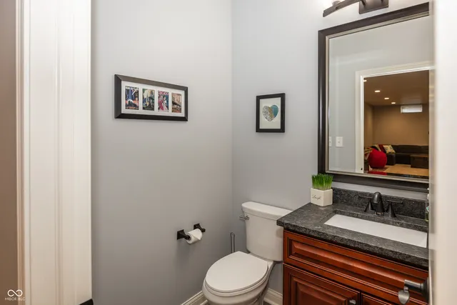 $990,000 | 11504 Willow Bend Drive, Zionsville, IN 46077