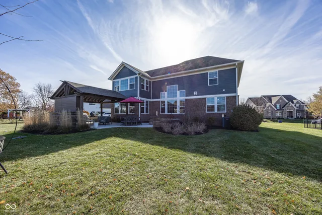$990,000 | 11504 Willow Bend Drive, Zionsville, IN 46077