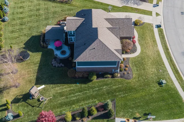 $990,000 | 11504 Willow Bend Drive, Zionsville, IN 46077