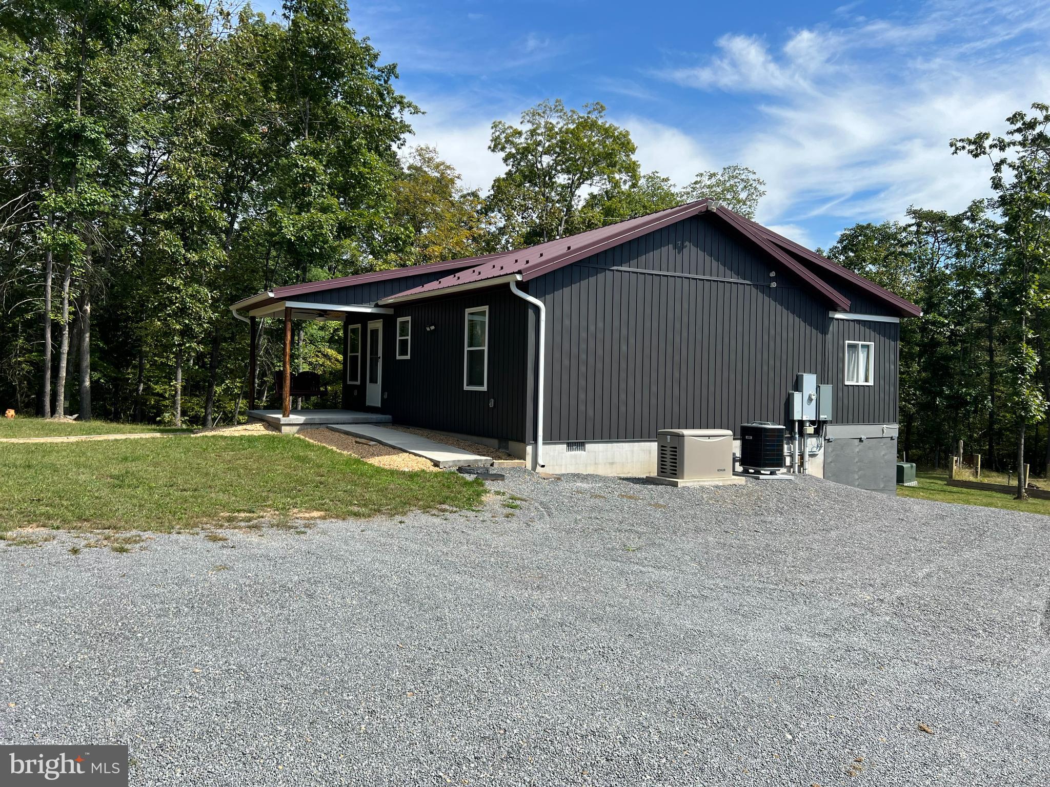 140 McCoy Road Berkeley Springs, WV 25411 - Photo 2 of 35