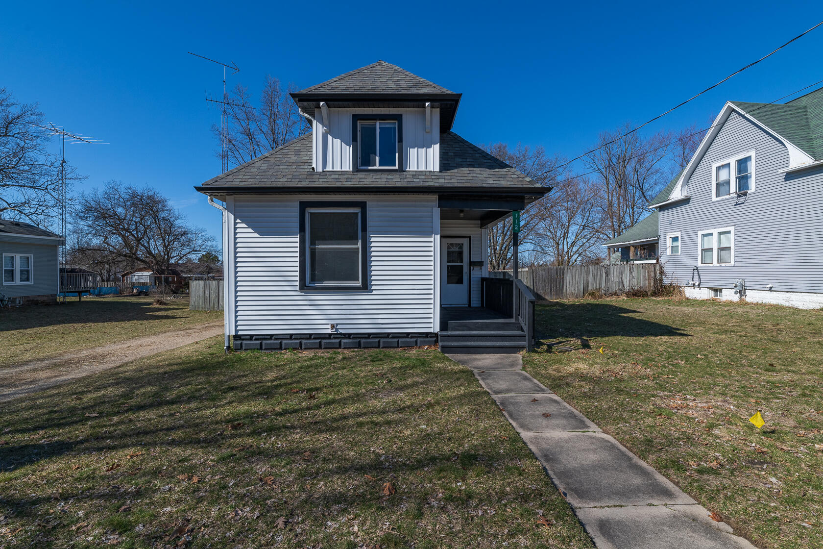112 Pine Street Decatur, MI 49045 - Photo 1 of 41 112 Pine St