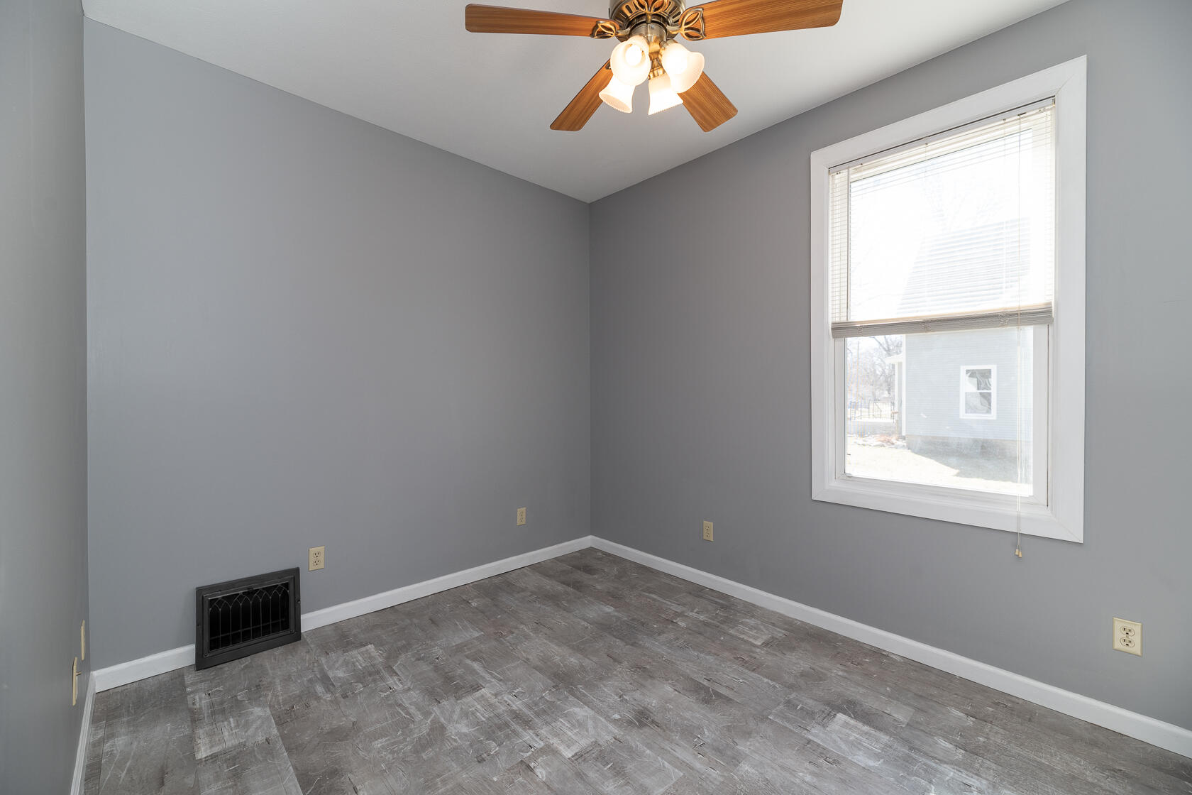 112 Pine Street Decatur, MI 49045 - Photo 8 of 41 Bedroom