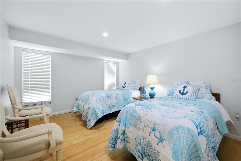 5847 Regent Road Venice, FL 34293 - Photo 21 of 54 Gallery Image 21