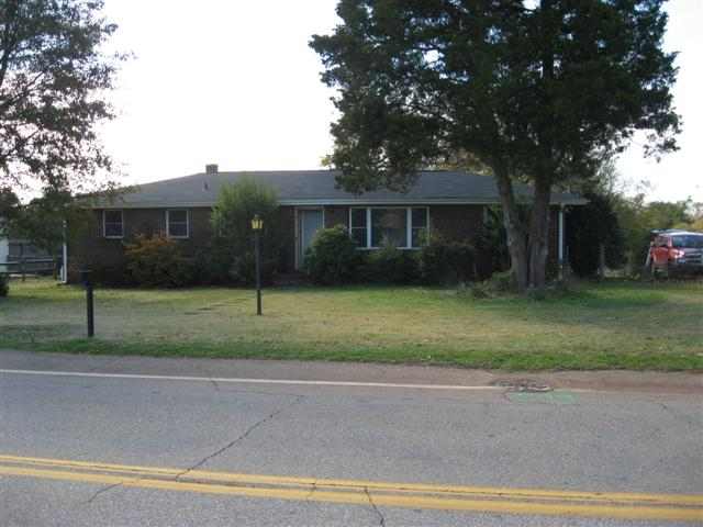 309 Watkins Road Greenville, SC 29617 - Photo 1 of 5 Gallery Image 1