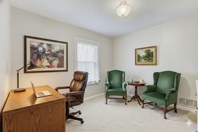 $449,900 | 832 Sylviawood Avenue, Park Ridge, IL 60068