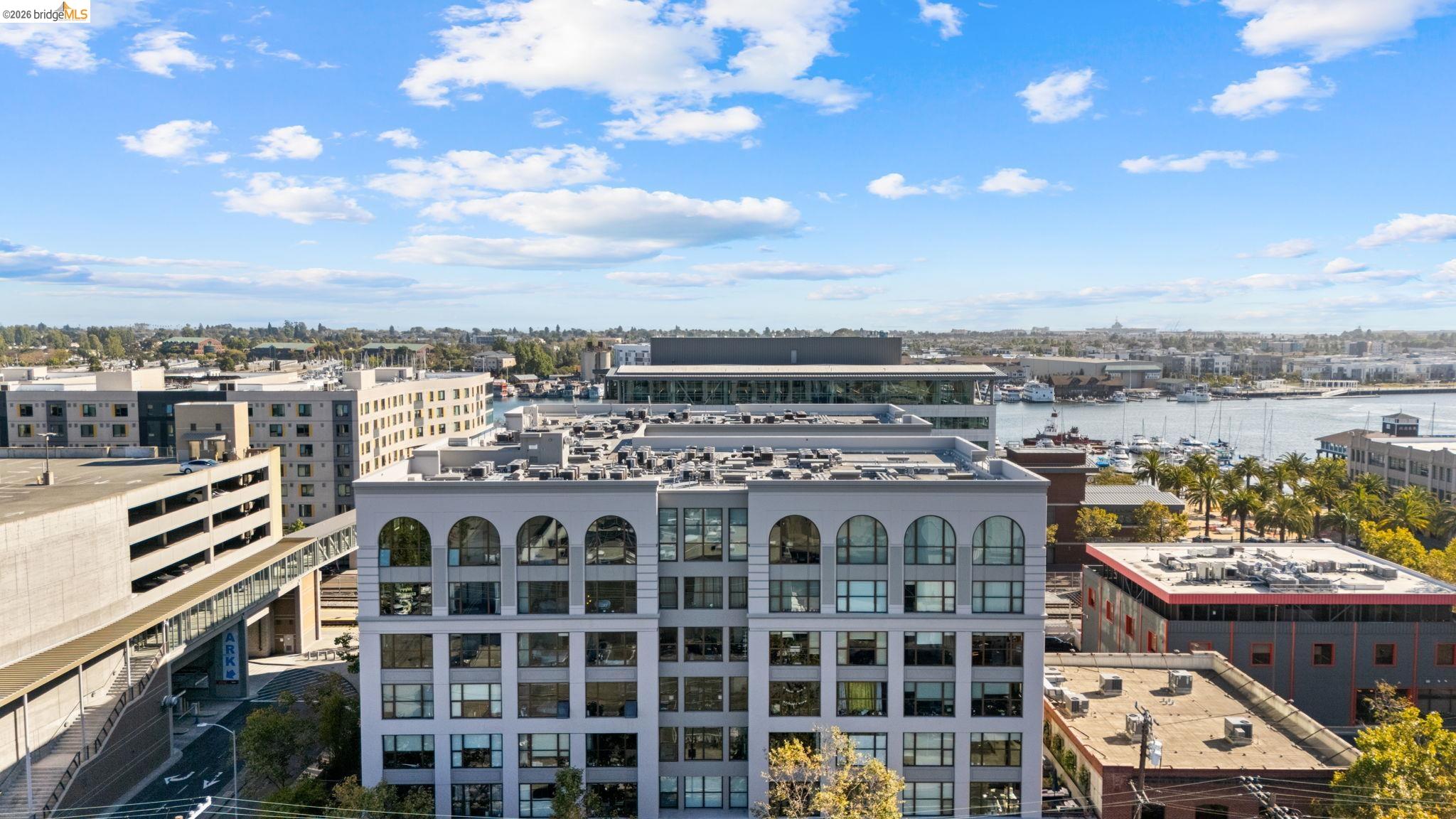 311 2nd Street, Unit 714 Oakland, CA 94607 - Photo 23 of 34