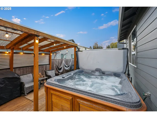 a view of a living room