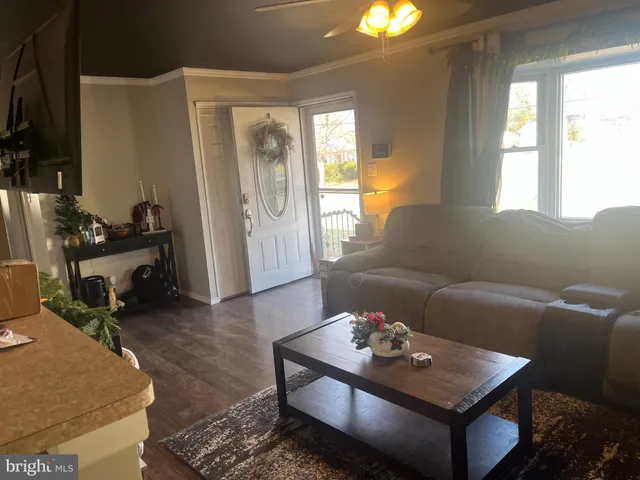 $350,000 | 510 Johnson Place, Magnolia, NJ 08049