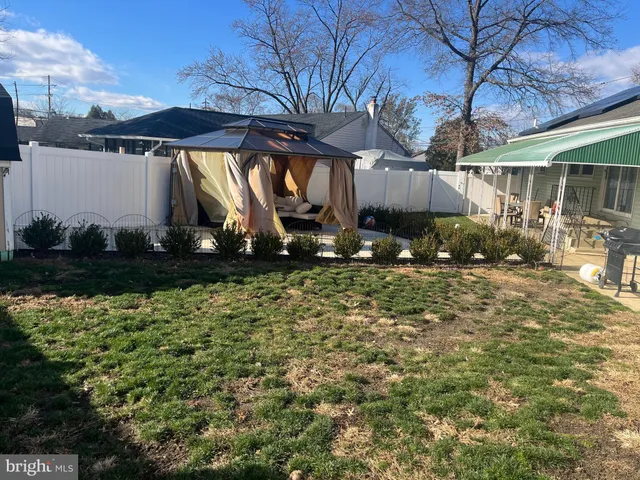 $350,000 | 510 Johnson Place, Magnolia, NJ 08049