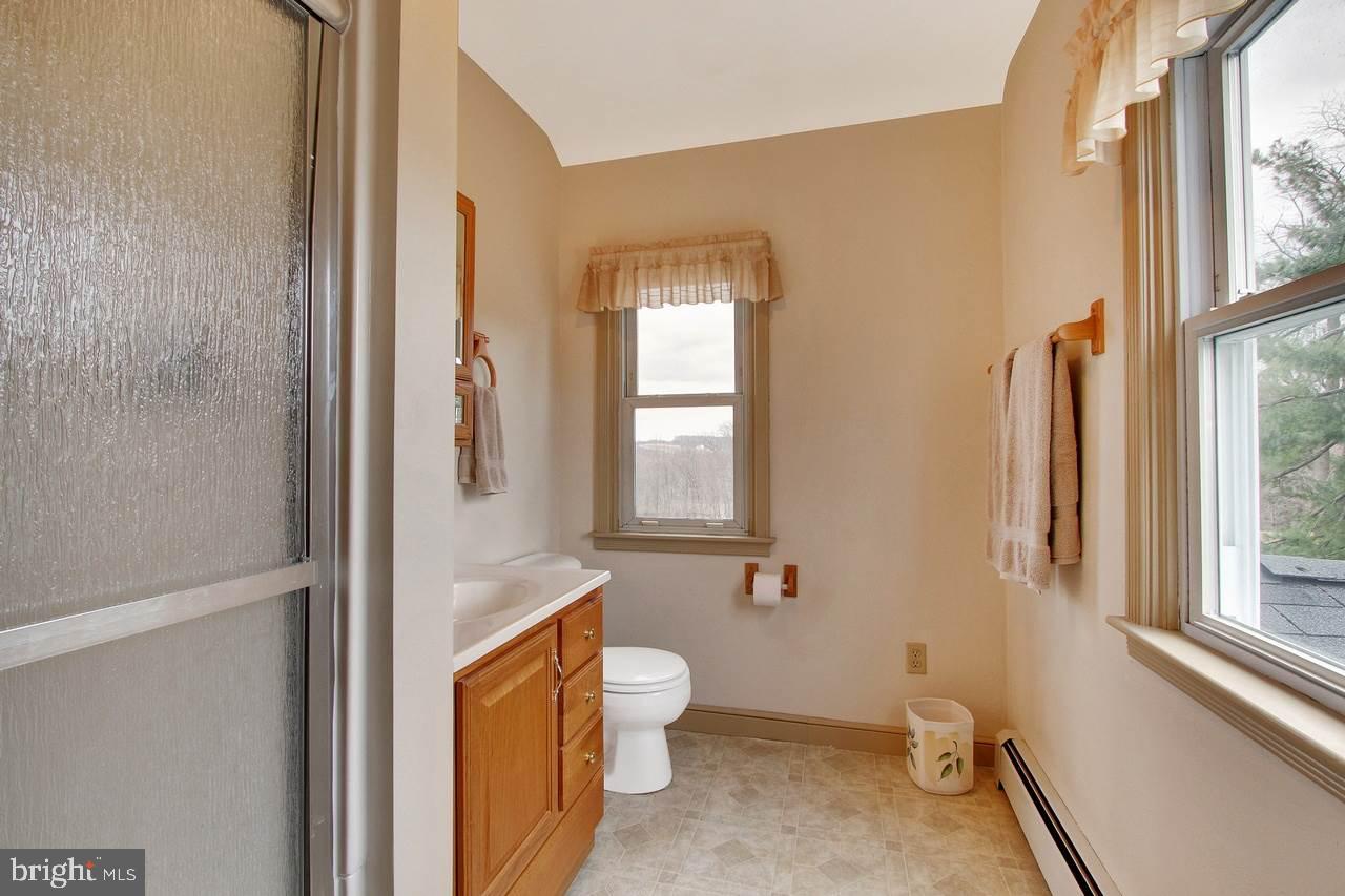 6509 Lake Road York, PA 17403 - Photo 17 of 28