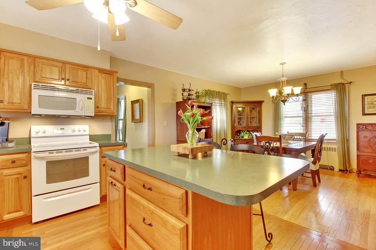 6509 Lake Road York, PA 17403 - Photo 6 of 28