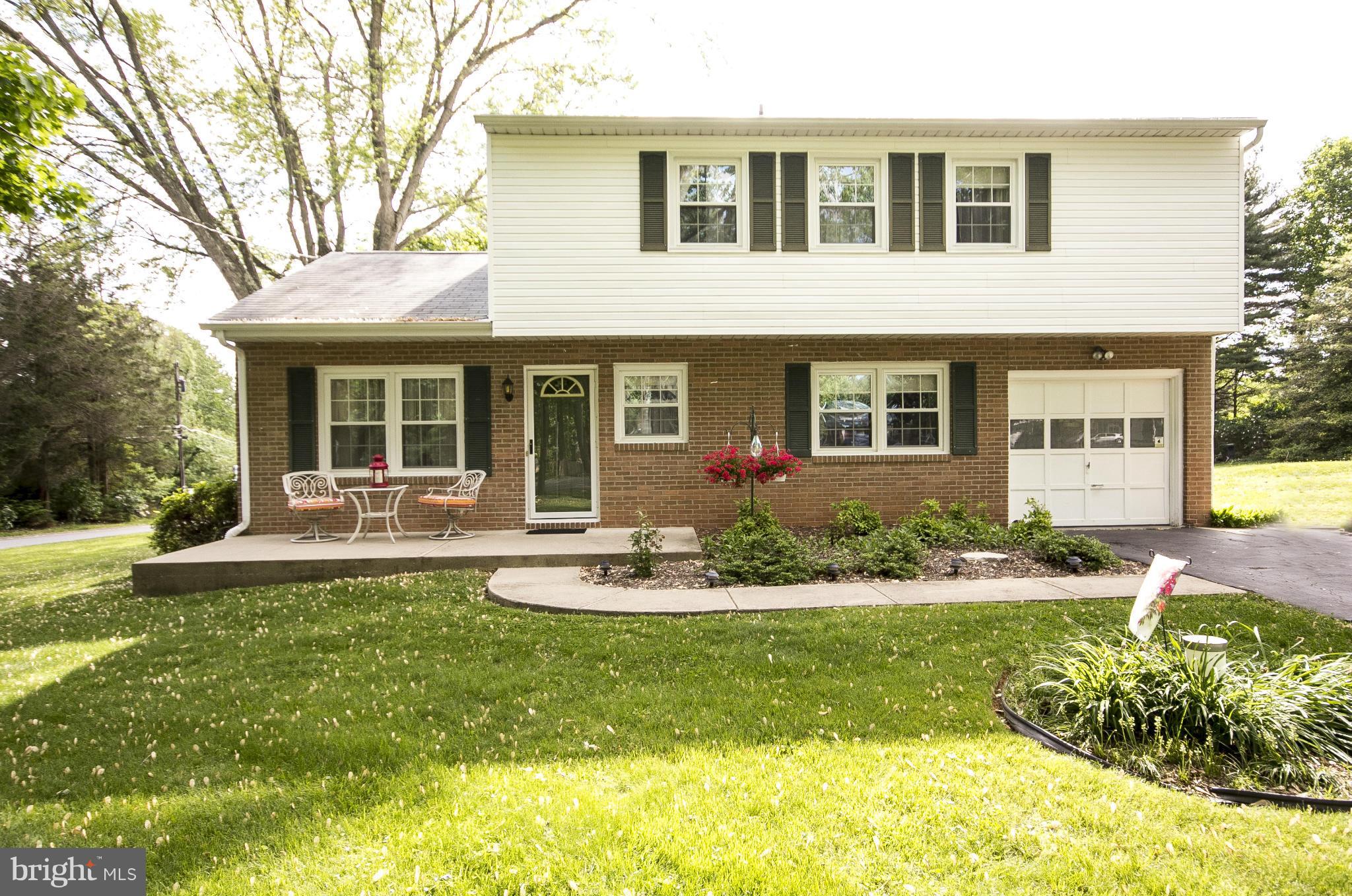 826 Maxa Road Aberdeen, MD 21001 - Photo 2 of 30 Exterior (Front)
