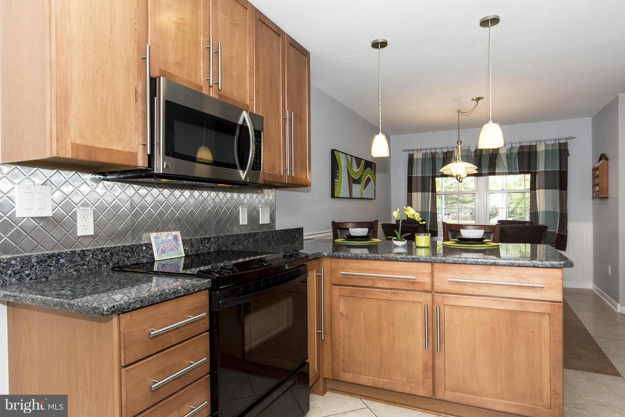 826 Maxa Road Aberdeen, MD 21001 - Photo 8 of 30 Kitchen with granite countertops
