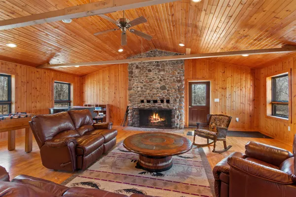 $1,100,000 | W4315 Brown Deer Court, Redgranite, WI 54970