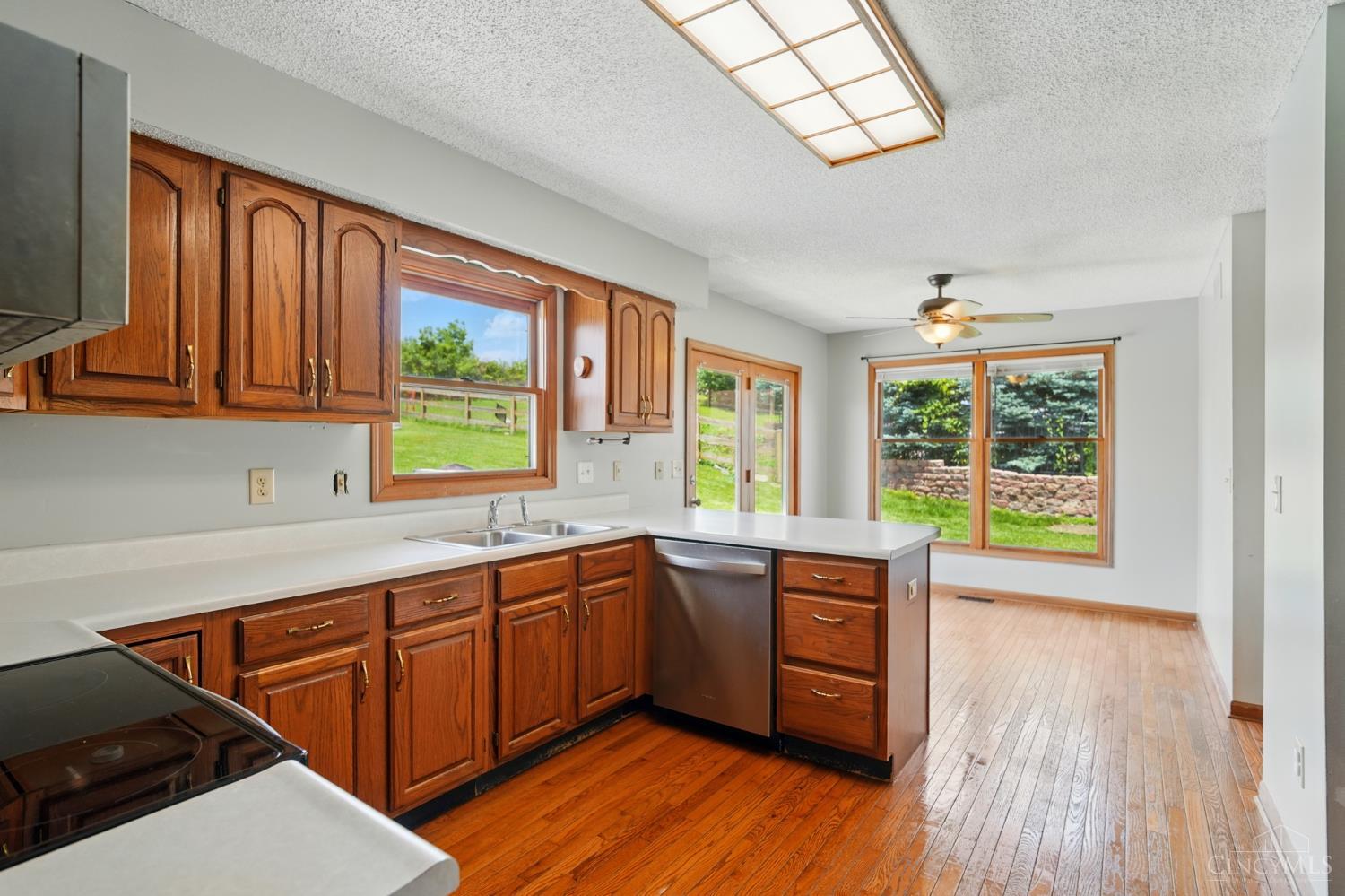 617 Orient Way Hamilton, OH 45013 - Photo 15 of 54