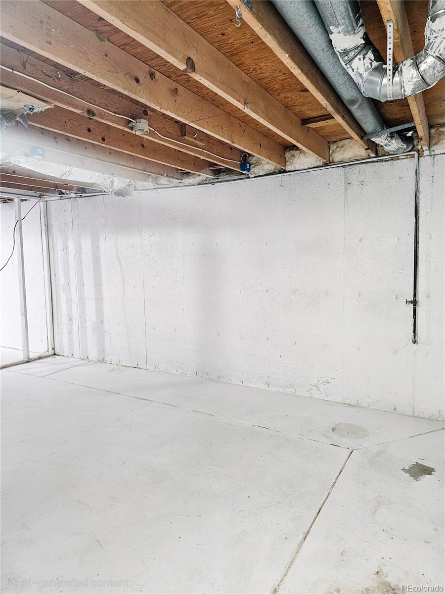 4716 Freeport Way Denver, CO 80239 - Photo 27 of 29 a view of small space