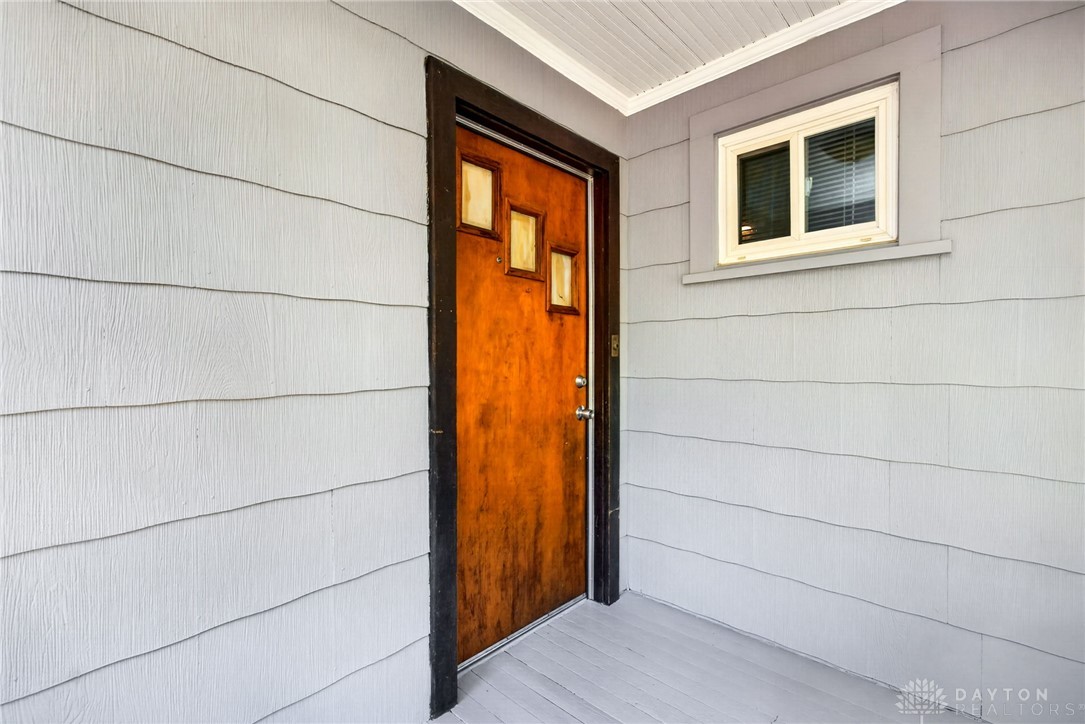 2930 Robin Road Kettering, OH 45409 - Photo 3 of 48 Gallery Image 3