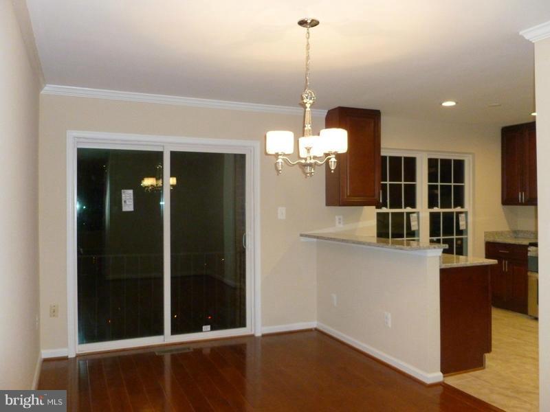 8814 Ridge Hollow Court Springfield, VA 22152 - Photo 6 of 30 Interior (General)