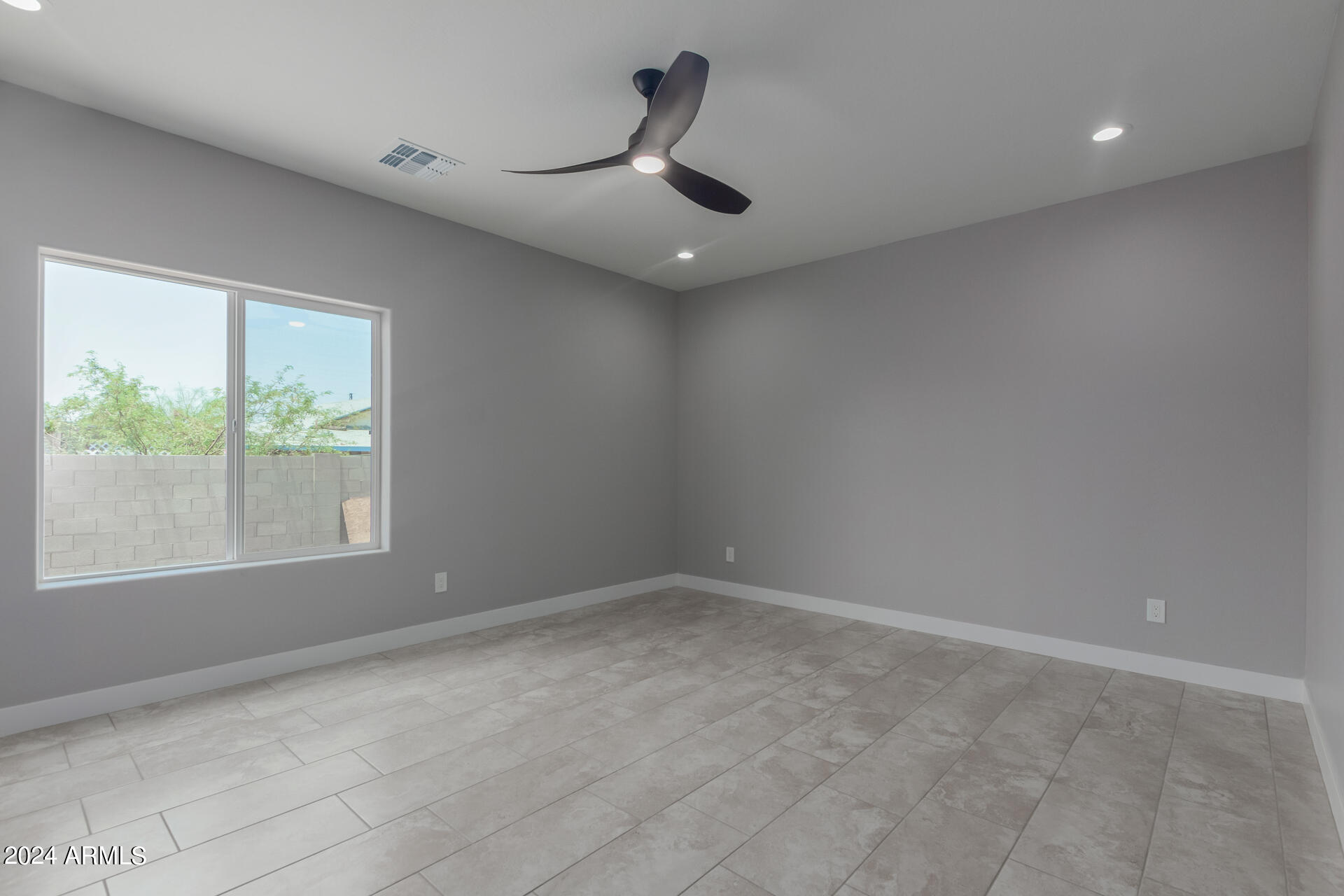 31824 North Poplar Street Wittmann, AZ 85361 - Photo 12 of 27 12 - Poplar