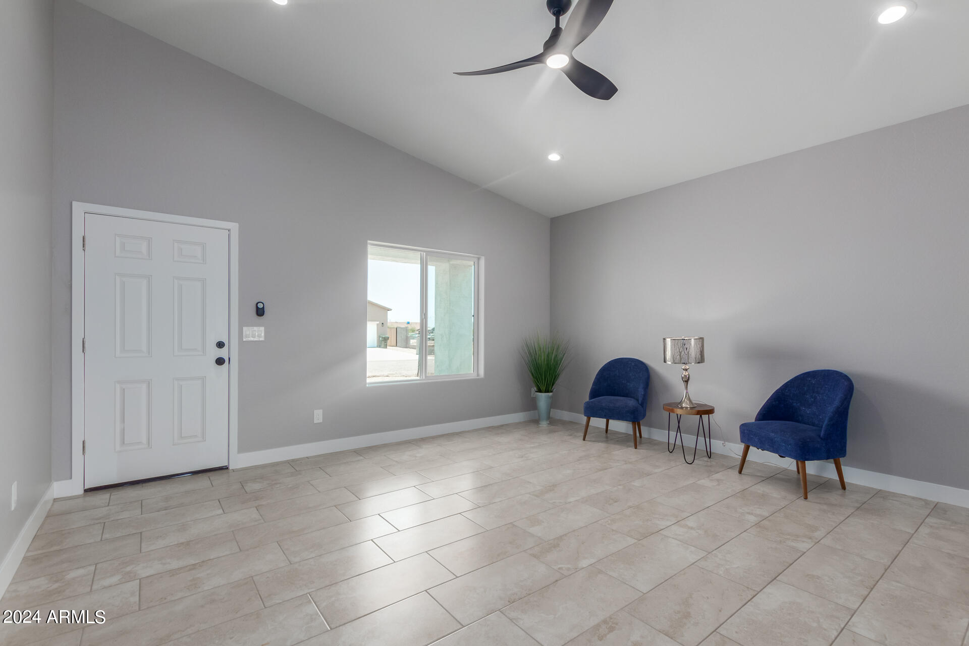 31824 North Poplar Street Wittmann, AZ 85361 - Photo 5 of 27 05 - Poplar