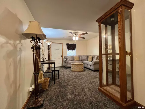 $409,900 | 2372 Logan Street, Murphysboro, IL 62966