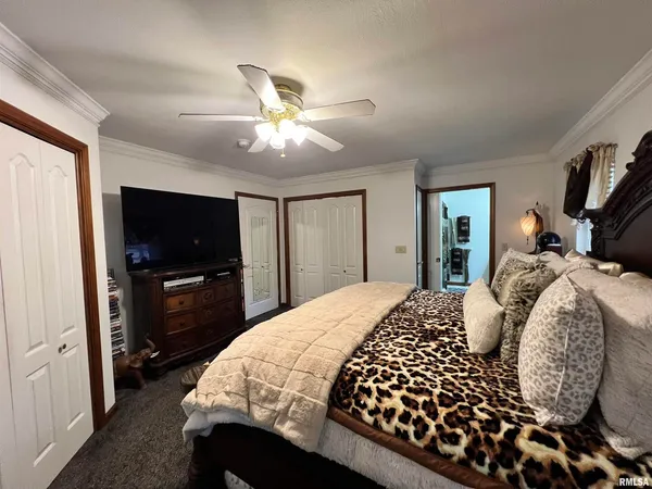 $409,900 | 2372 Logan Street, Murphysboro, IL 62966