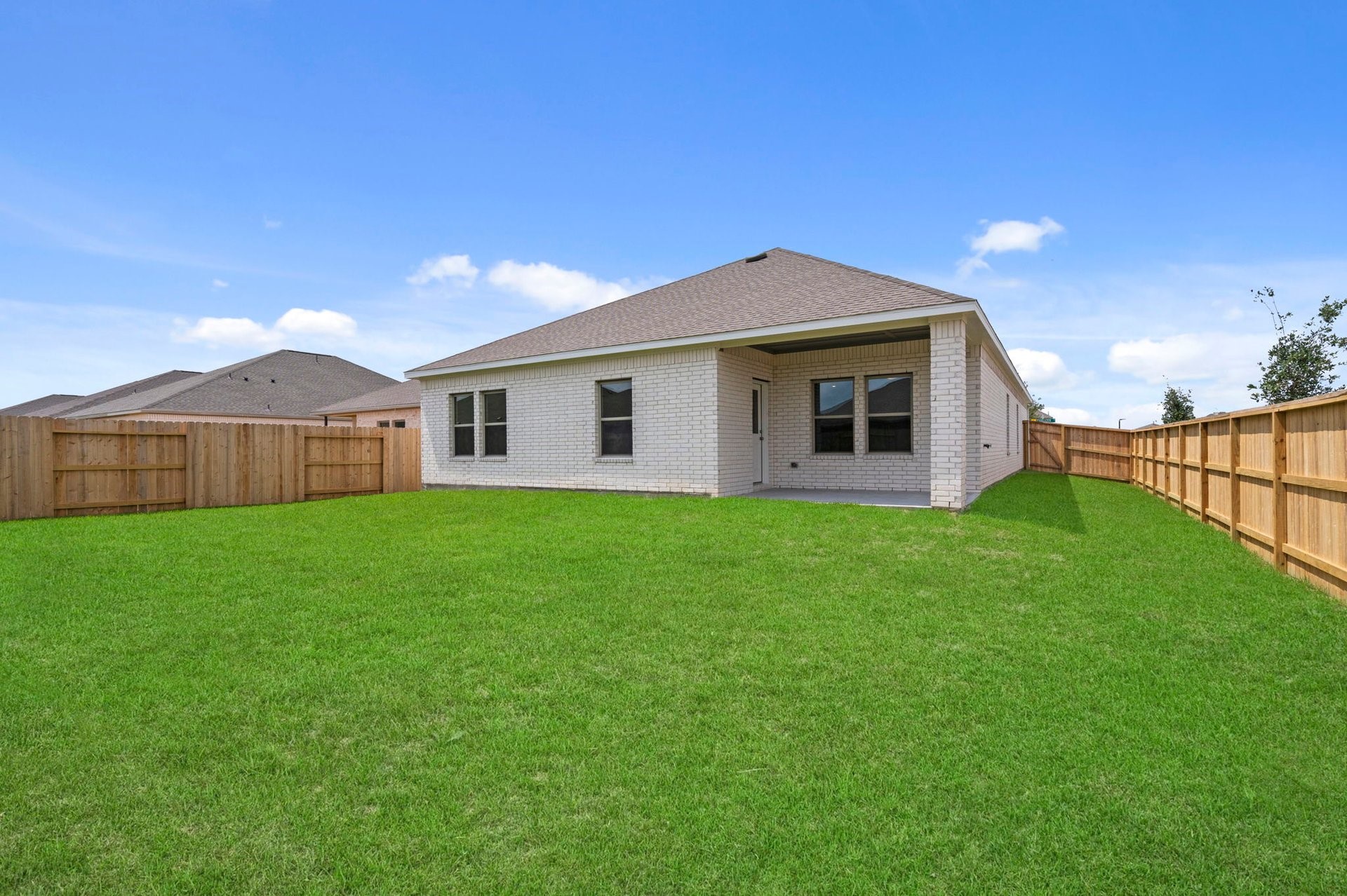1950 Stargazer Lane Angleton, TX 77515 - Photo 23 of 34