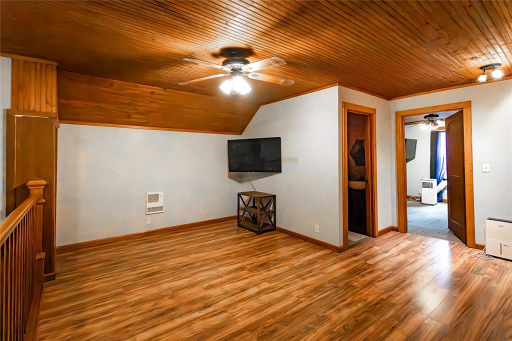 28784 East 1300th Road Garnett, KS 66032 - Photo 15 of 39
