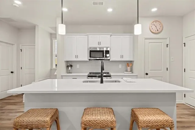 $289,900 | 365 Summit View Lane, Unit 6, Jasper, GA 30143