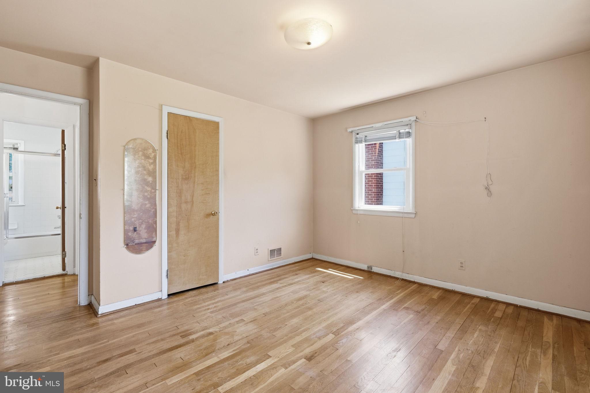 9205 4th Street Lanham, MD 20706 - Photo 11 of 30 Bedroom