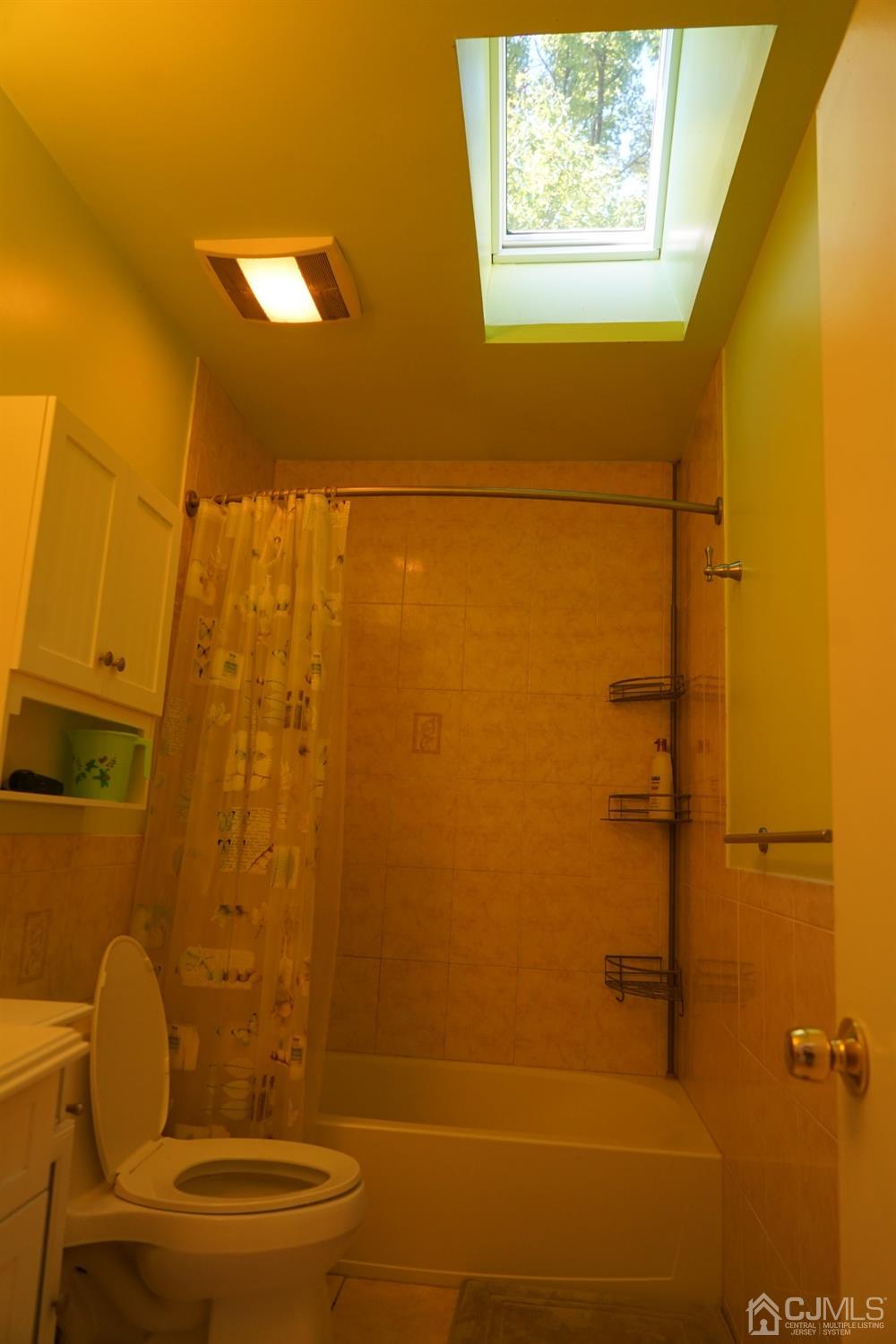 4301 Springbrook Drive Edison, NJ 08820 - Photo 49 of 63 Gallery Image 49