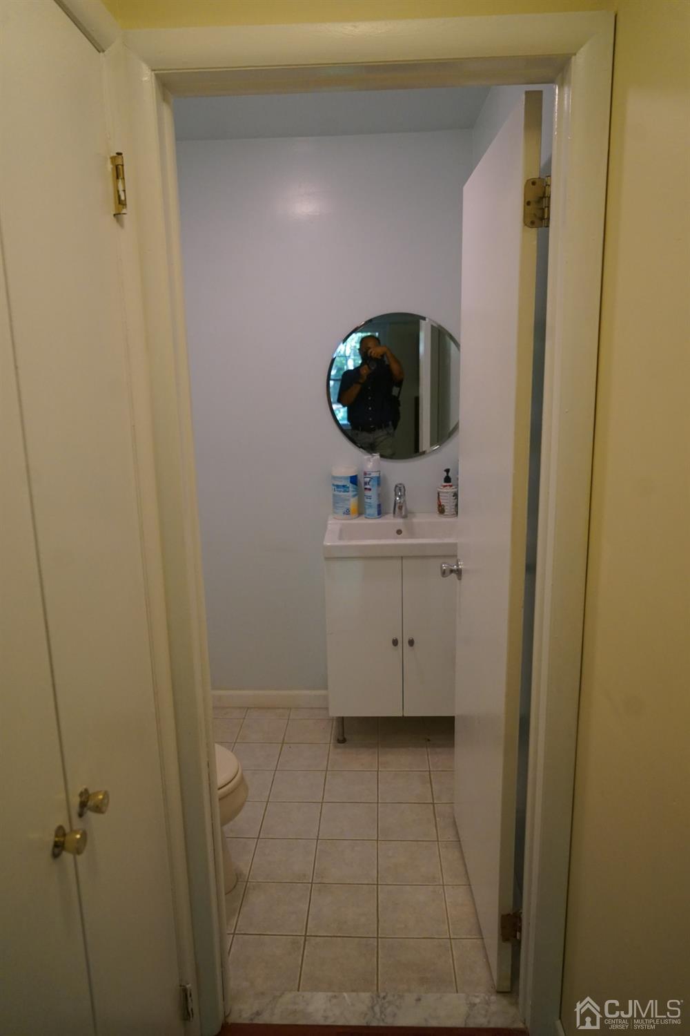 4301 Springbrook Drive Edison, NJ 08820 - Photo 54 of 63 Gallery Image 54