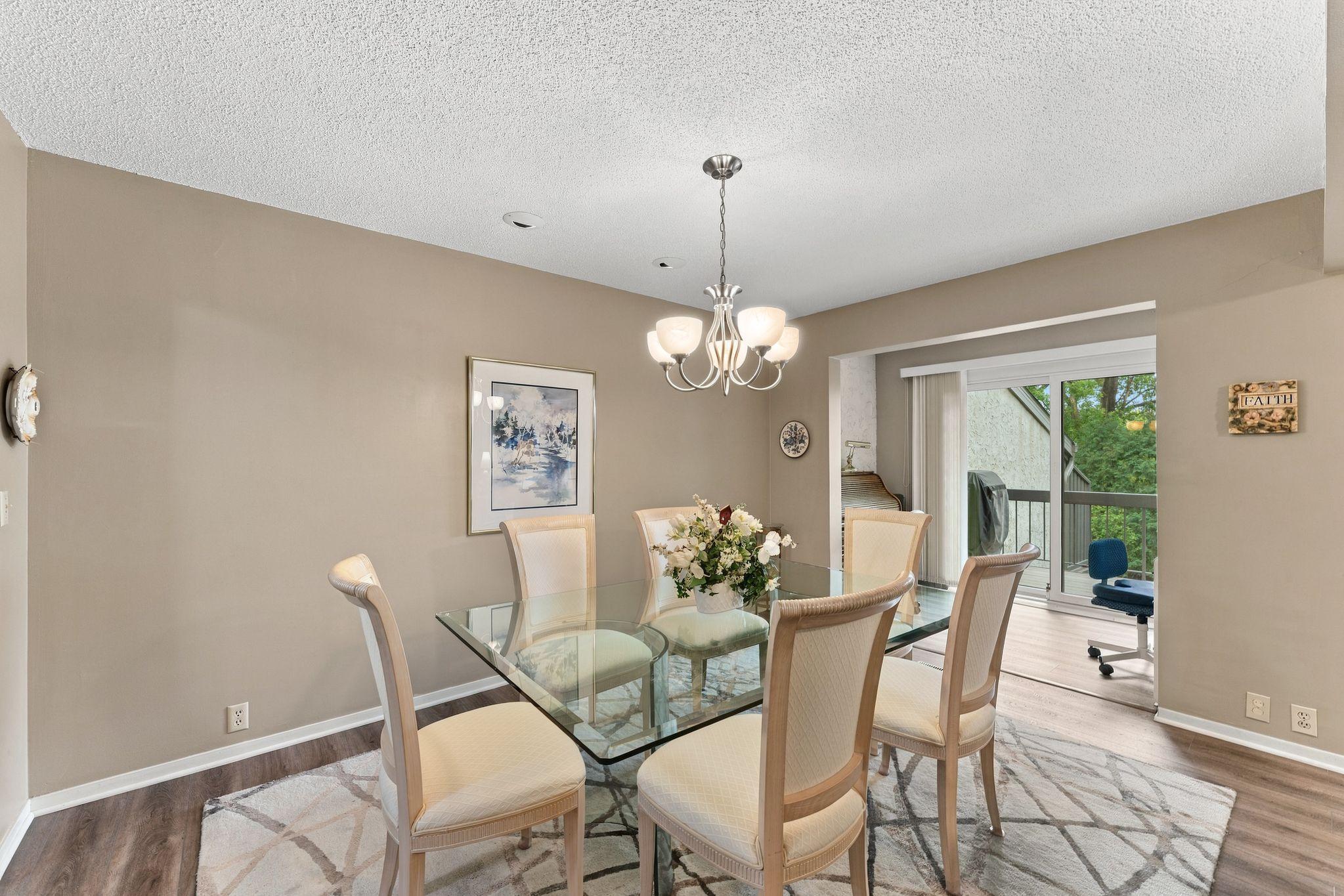 6121 Blake Ridge Road Edina, MN 55436 - Photo 6 of 30 Gallery Image 6