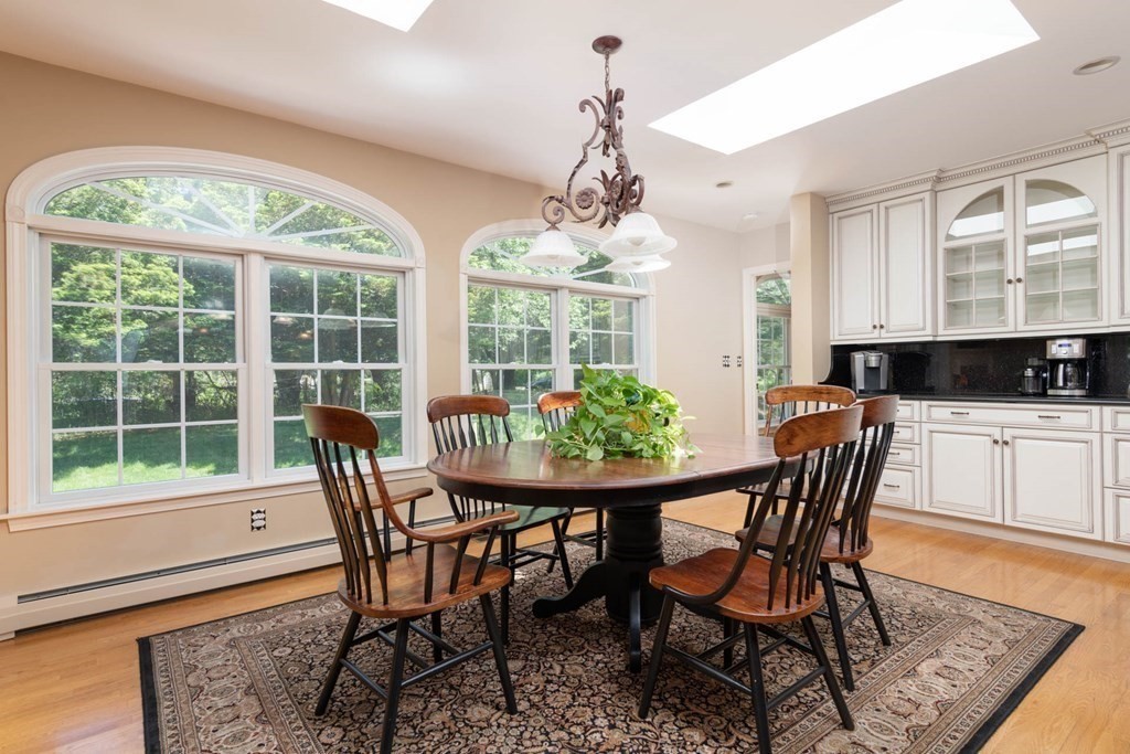 4 Elliston Road Weston, MA 02493 - Photo 15 of 42