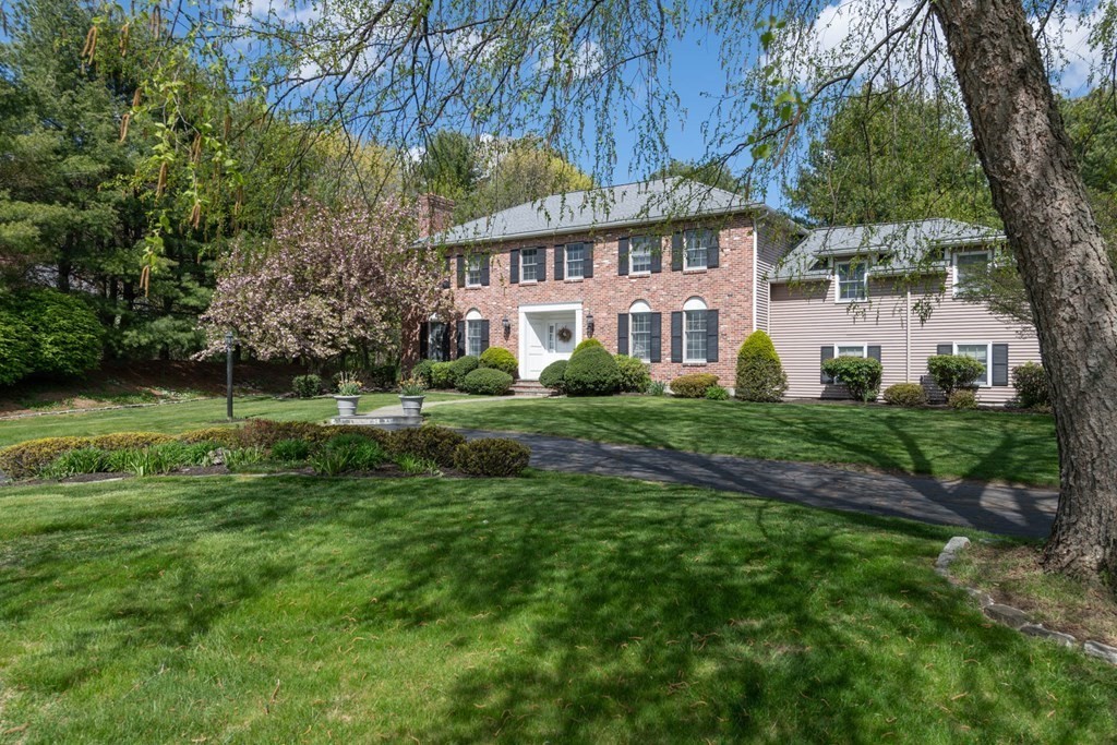 4 Elliston Road Weston, MA 02493 - Photo 41 of 42