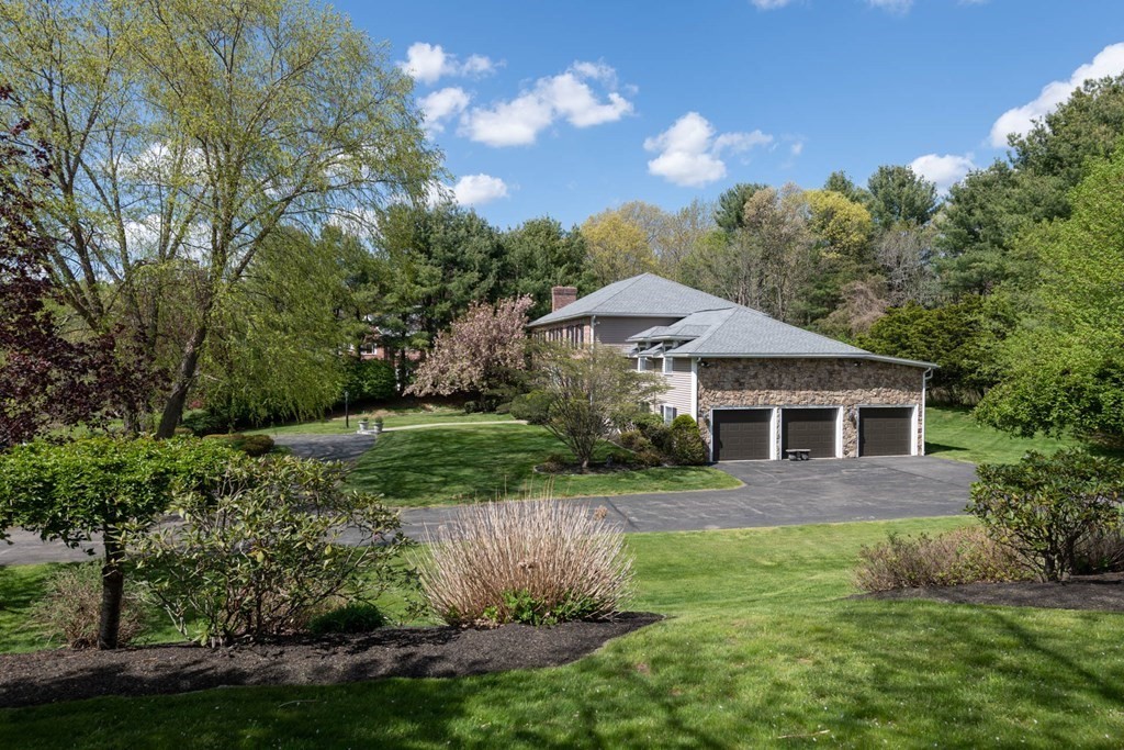 4 Elliston Road Weston, MA 02493 - Photo 42 of 42