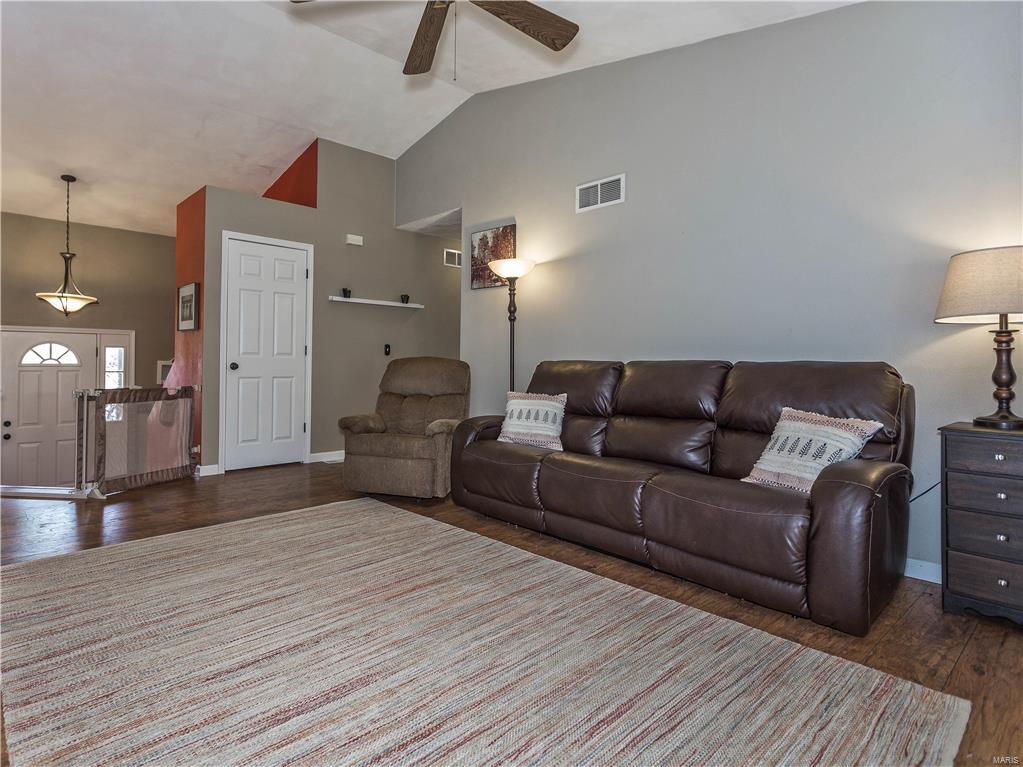 1828 Marine Road St. Jacob, IL 62281 - Photo 17 of 43