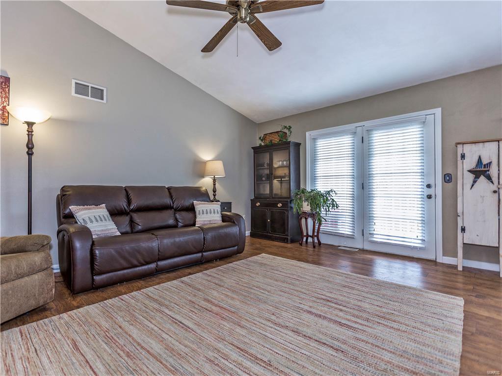 1828 Marine Road St. Jacob, IL 62281 - Photo 18 of 43