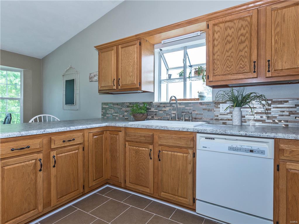 1828 Marine Road St. Jacob, IL 62281 - Photo 23 of 43