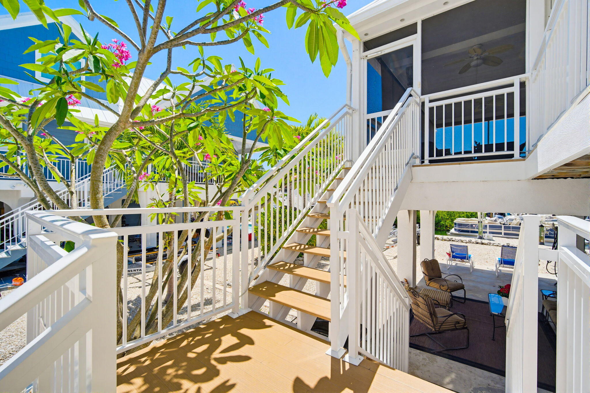 612 Blackbeard Road Summerland Key, FL 33042 - Photo 52 of 68 a view of entryway with a front door