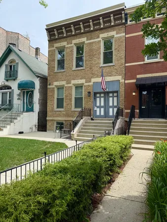 $2,100 | 921 South Bishop Street, Unit 2, Chicago, IL 60607