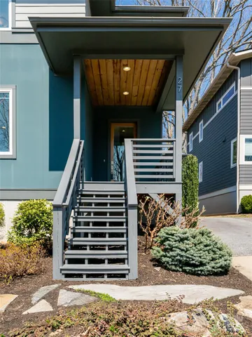 a view of outdoor space