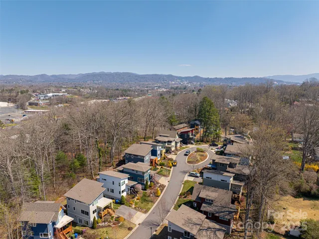$849,000 | 27 Mauricet Lane, Asheville, NC 28806