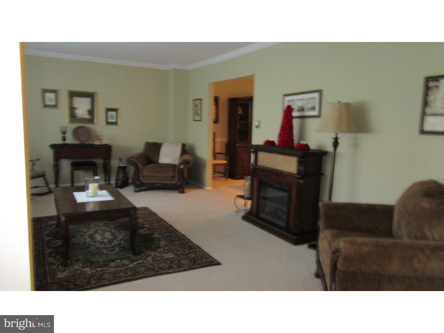 531 Concord Road Warminster, PA 18974 - Photo 13 of 21 Living Room
