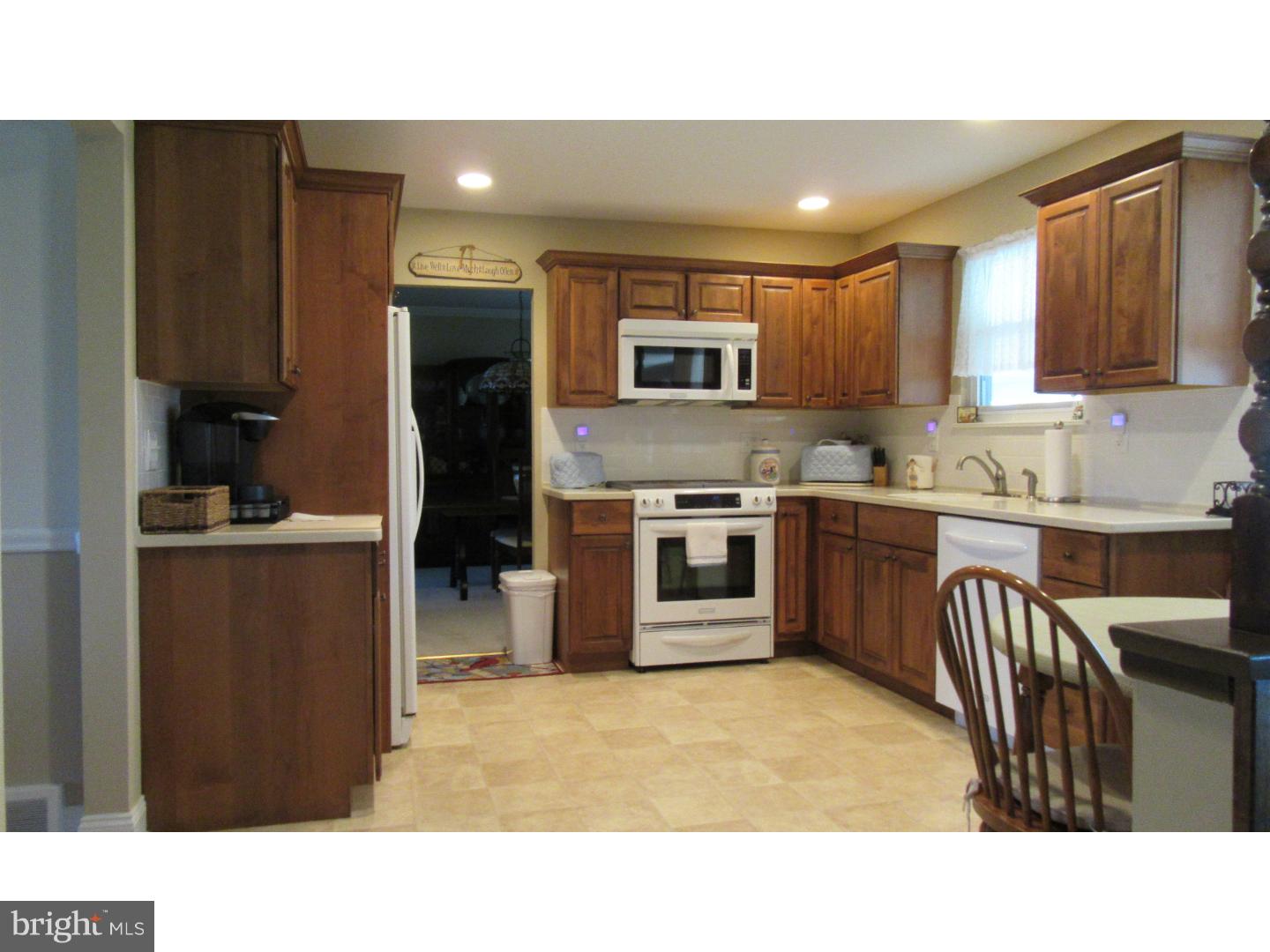 531 Concord Road Warminster, PA 18974 - Photo 4 of 21 Kitchen