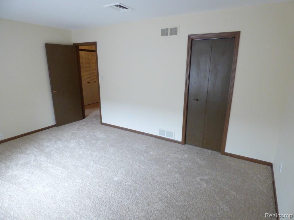 25720 Southfield Road, Unit 102 Southfield, MI 48075 - Photo 22 of 39